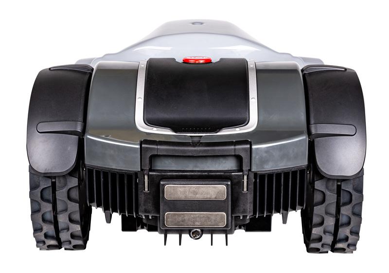 Tył robota Wiper z dużymi kołami napędowymi