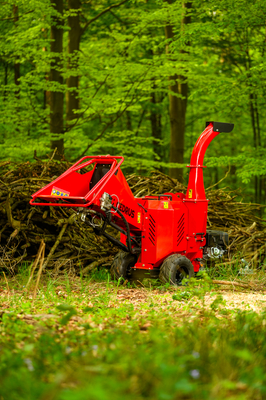 Cedrus RB05 PRO-HE Rębak Rozdrabniacz Spalinowy Do Gałęzi 15 KM 12 cm Hydrauliczny
