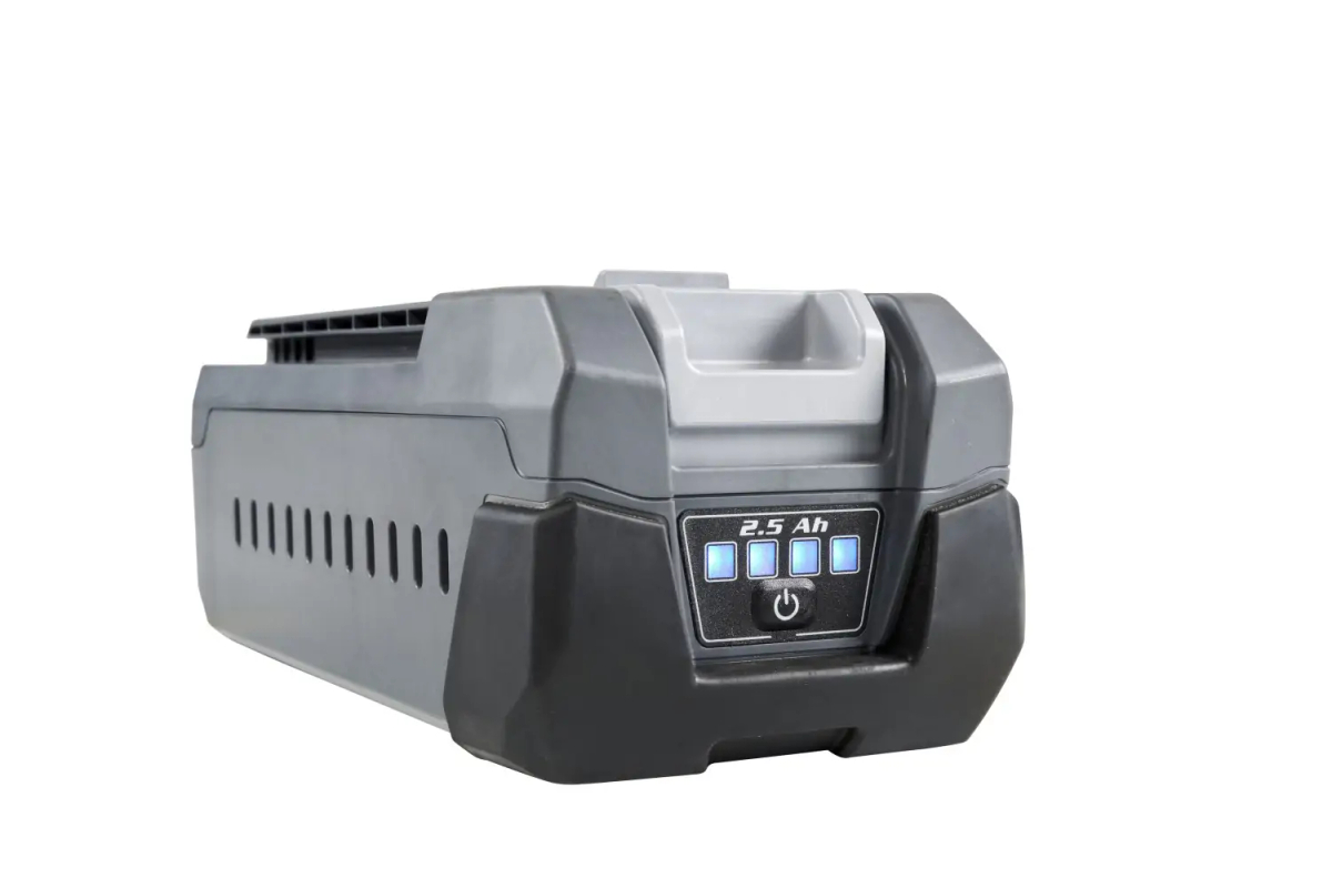 Akumulator Oleo-Mac Bi525 2,5Ah 56V widok poziomy z panelem LED