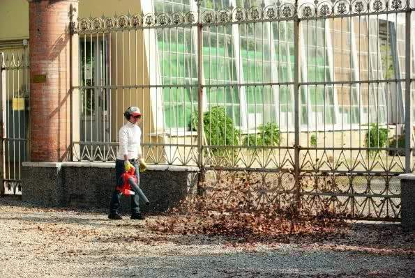 OLEO MAC BV 250 PETROL HOOVER GARDEN LEAF BLOWER PREMIUM CLASS 56609001E5 EWIMAX-OFICIÁLNÍ DISTRIBUTOR - AUTORIZOVANÝ PRODEJCE OLEO-MAC