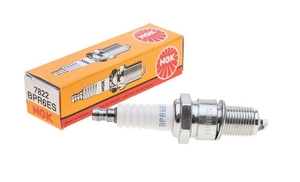 NGK BPR6ES Honda spark plug ORIGINAL PART 7822