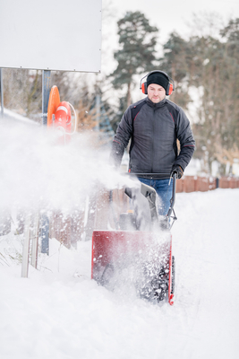 From Hand ! CEDRUS SB56-E SPRINNER SNOWSPRING MOWSHEDGE TWO-SPREDGE SPRINNER SNOWSPRING MOWSHEDGE WITH 7HP DRIVE CEDRUS SB56-E SPRINNER SNOWSPRING MOWSHEDGE TWO-SPREDGE ESTART WITH START - OFFICIAL DISTRIBUTOR - AUTHORIZED DEALER