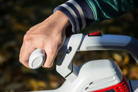 IKRA ILS3000E ELEKTRICKÝ ZAHRADNÍ FOUKAČ LISTÍ HOOVER PREMIUM OB-IKRILS3000E EWIMAX - OFICIÁLNÍ DISTRIBUTOR - AUTORIZOVANÝ PRODEJCE IKRA