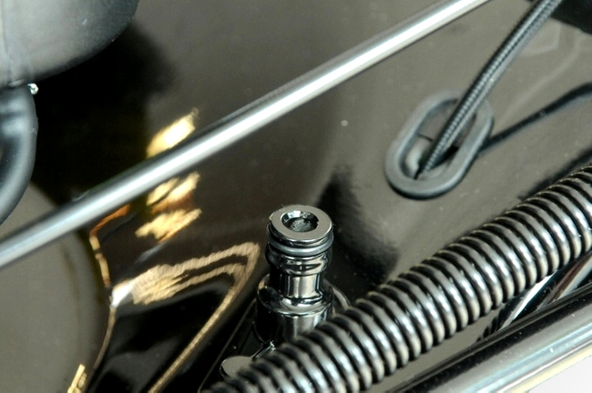 OLEO MAC GVH 53TK STRONG PETROL LAWN MOWER WITH DRIVE STEEL HOUSING OO-OTHGVH53TK REINFORCED - OFFICIAL DISTRIBUTOR - AUTHORIZED OLEO-MAC DEALER