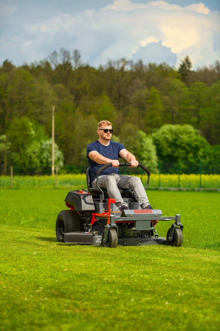 CEDRUS C-TRAC Z107 42 ZERO-TRACK GARDEN TRACTOR ZERO TURN 107cm 24HP LONCIN LC2P77F V-TWIN two cylinder lawn mower - OFFICIAL DISTRIBUTOR - AUTHORIZED DEALER