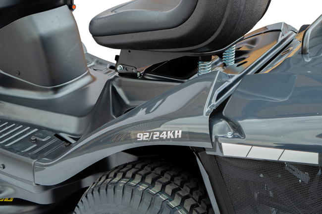 OLEO MAC OM 92/24KH GARDEN TRACTOR LAWN TRACTOR OM92 HYDROSTATIC PREMIUM LAWN MOWER 68129090 - OFFICIAL DISTRIBUTOR - AUTHORIZED OLEO-MAC DEALER