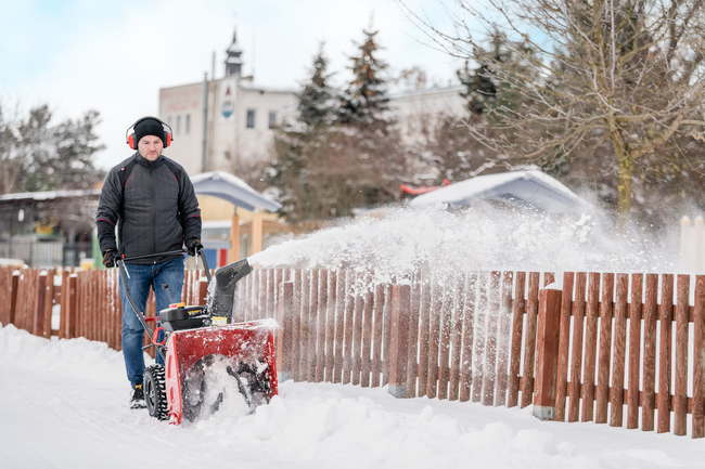 Ručně ! CEDRUS SB56-E SPRINNER SNĚHOVÝ PLUH S POHONEM 7KM CEDRUS SB56-E SPRINNER SNĚHOVÝ PLUH S POHONEM MOTORU ESTART - OFICIÁLNÍ DISTRIBUTOR - AUTORIZOVANÝ PRODEJCE