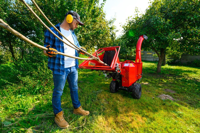 Cedrus RB05 PRO-HE Rębak Rozdrabniacz Spalinowy Do Gałęzi 15 KM 12 cm Hydrauliczny