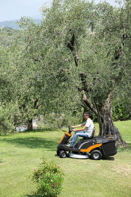 OLEO MAC MISTRAL 72/12.5 KH TRAKTOR OGRODOWY KOSIARKA SAMOJEZDNA 68149024E5 - OFICJALNY DYSTRYBUTOR - AUTORYZOWANY DEALER OLEO-MAC