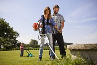 OLEO MAC BC 300 T PETROL GRASS CUTTER PROFESSIONAL TRIMMING TRIMMER POWER 1.7KM PREMIUM CLASS 61289005E2 EWIMAX-OFFICIAL DISTRIBUTOR - AUTHORIZED OLEO-MAC DEALER