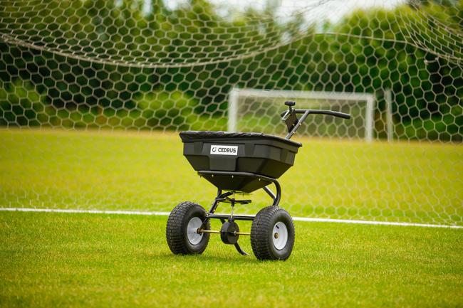 CEDRUS SP31515A GARDEN SEED PLANTER for fertilizer seeds fertilizer salt sand 56kg / 60L