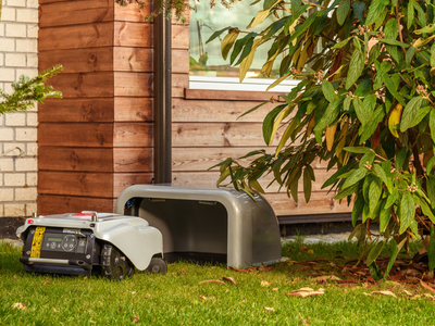 WIPER TREKKER S MEDIUM AUTOMATIC MOWING ROBOT 1800m2 - OFFICIAL DISTRIBUTOR - AUTHORIZED DEALER WIPER