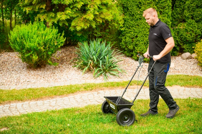 CEDRUS SP31516 SIEWNIK ROZSIEWACZ OGRODOWY DO NASION NAWOZÓW NAWOZU SOLI PIASKU 27kg / 60cm