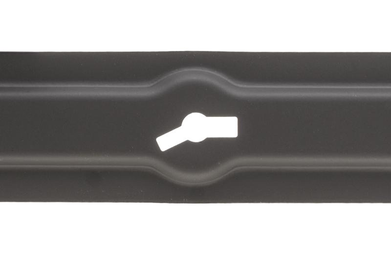 Nóż kosiarki MacAllister MLMP1200 – detal niestandardowego otworu centralnego