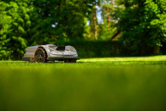 SUNSEEKER CEDRUS ORION X7 BY SUNSEEKER RTK C-MOW X7 AUTOMATIC MOWING ROBOT FOR 3000m2 - OFFICIAL DISTRIBUTOR - AUTHORIZED DEALER CEDRUS