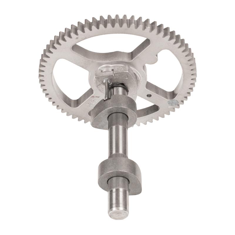 Wałek rozrządu B&S Intek 31 – detal koła zębatego i krzywek