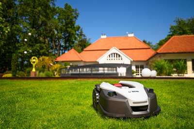 CEDRUS L20+ AUTOMATICKÝ ŽACÍ ROBOT PRO 2000m2 C-MOW - OFICIÁLNÍ DISTRIBUTOR - AUTORIZOVANÝ PRODEJCE CEDRUS