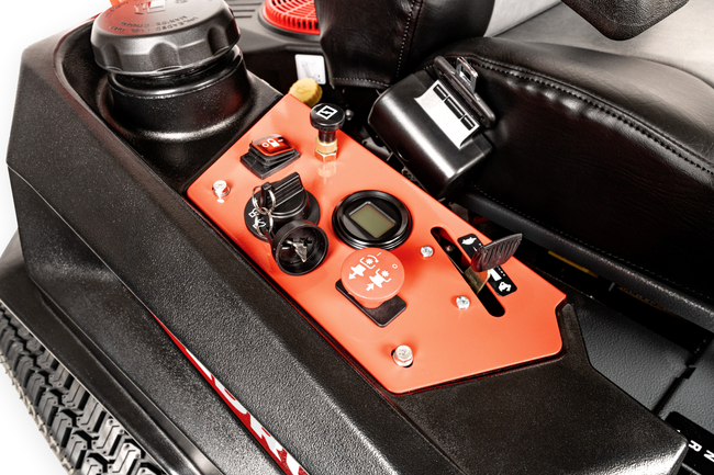 TRAKTOREK CEDRUS C-TRAC Z132 52 ZERO-SKRĘT TRAKTOREK OGRODOWY KOSIARKA SAMOJEZDNA SPALINOWA DO TRAWY ZERO TURN 132cm 27KM LONCIN LC2P82F V-TWIN dwa cylindry C-TRAC-Z132 - OFICJALNY DYSTRYBUTOR - AUTORYZOWANY DEALER CEDRUS Close