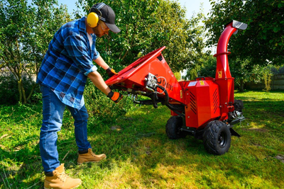Cedrus RB05 PRO-HE Rębak Rozdrabniacz Spalinowy Do Gałęzi 15 KM 12 cm Hydrauliczny