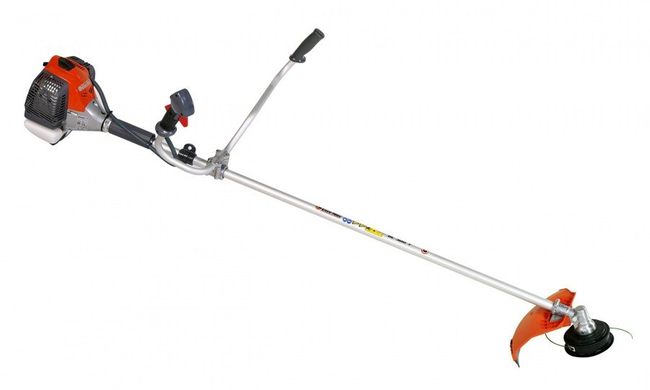 OLEO MAC BC 300 T BENZÍNOVÁ SEKAČKA NA TRÁVU PROFESIONÁLNÍ KŘOVINOŘEZ VYŽÍNACÍ NÁSTAVEC 1,7 HP PREMIUM CLASS 61289005E2 EWIMAX-OFICIÁLNÍ DISTRIBUTOR - AUTORIZOVANÝ PRODEJCE OLEO-MAC