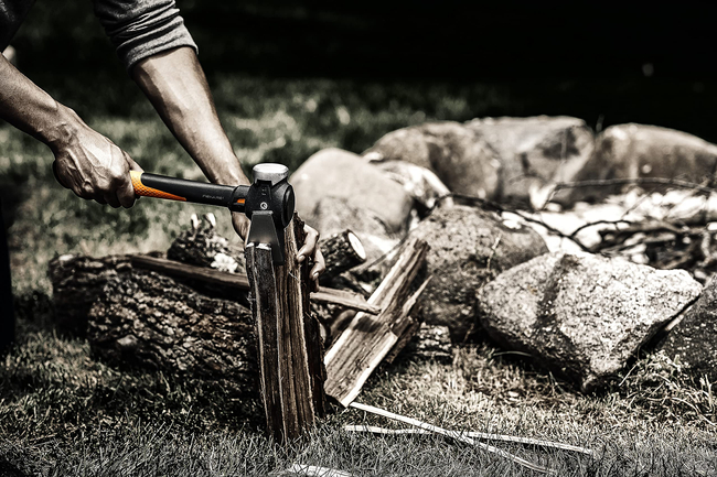 FISKARS Pro IsoCore S SIEKIEROMŁOT TOPOREK SIEKIERA SIEKIERKA UNIWERSALNA CIESIELSKA DO DREWNA SIEKIERO-MŁOT Fiskars Pro IsoCore S 1062936 - OFICJALNY DYSTRYBUTOR - AUTORYZOWANY DEALER FISKARS