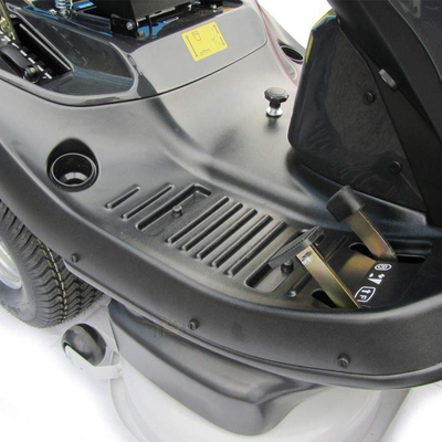 TRAKTOREK OLEO MAC OM 124/24 KH TRAKTOREK OGRODOWY KOSIARKA SAMOJEZDNA SPALINOWA DO TRAWY HYDROSTATIC 122cm  PREMIUM 68129003 - OFICJALNY DYSTRYBUTOR - AUTORYZOWANY DEALER OLEO-MAC