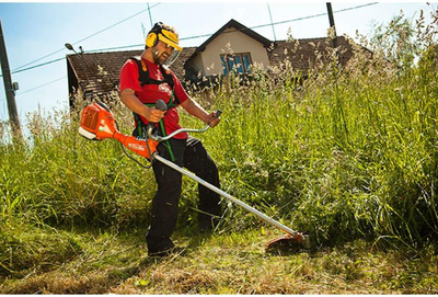 OLEO MAC BC 540 T PROFI PETROL GRASS CUTTER PROFESSIONAL TRIMMING TRIMMER POWER 3.7 KM PREMIUM CLASS 61539004E5 BC540 EWIMAX-OFFICIAL DISTRIBUTOR-AUTHORIZED OLEO-MAC DEALER