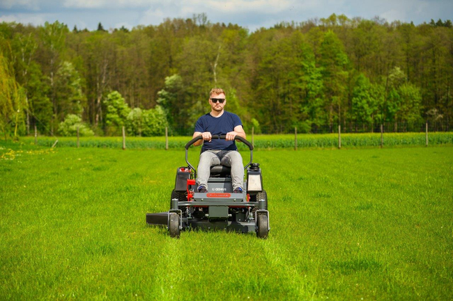 CEDRUS C-TRAC Z107 42 ZERO-TRACK ZAHRADNÍ SEKAČKA ZERO TURN 107cm 24 HP LONCIN LC2P77F V-TWIN dvouválcová sekačka - OFICIÁLNÍ DISTRIBUTOR - AUTORIZOVANÝ PRODEJCE