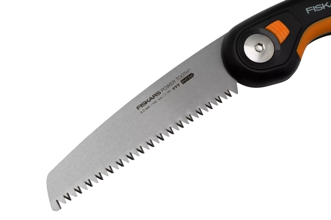 FISKARS SW68 SW68 Plus™ skládací pila na stromy 1067552 (15 cm)