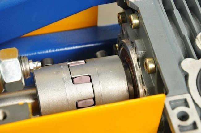 MAAD ZB-1.5 E ELEKTRICKÝ ŘEZACÍ SVÁŘECÍ STROJ MAAD ZB-1.5 Elektrická verze