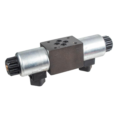 Hydraulický rozdělovač traktoru Cedrus UJ 102 24H PRO 4x4 ORIGINÁLNÍ DÍL N336451006