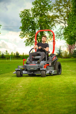 Cedrus C-TRAC Z132 traktorek ogrodowy kosiarka samojezdna Zero Turn 132 cm 27 KM Loncin