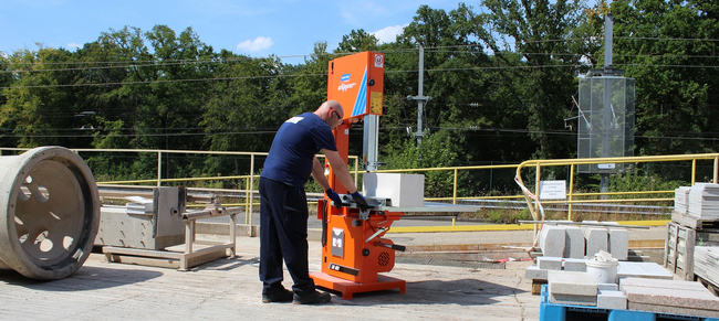 NORTON CLIPPER CB311 MASONRY BAND SAW MASONRY TABLE TABLE SAW FOR HOLLOW BLOCK BUILDING BLOCKS 1.5KW 230V - OFFICIAL DISTRIBUTOR - AUTHORIZED NORTON CLIPPER DEALER