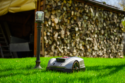 Sunseeker X5 Elite RTK Robot Koszący Kosiarka Automatyczna C-MOW X5 2000 m2 Bezprzewodowy