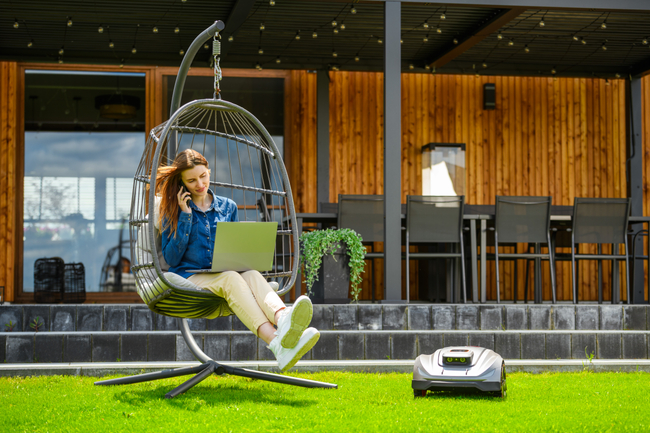 SUNSEEKER X5 ELITE RTK ROBOT KOSZĄCY KOSIARKA AUTOMATYCZNA DO TRAWY CEDRUS C-MOW X5 2000m2 BEZ KABLOWY / BEZ PRZEWODOWY - OFICJALNY DYSTRYBUTOR - AUTORYZOWANY DEALER CEDRUS