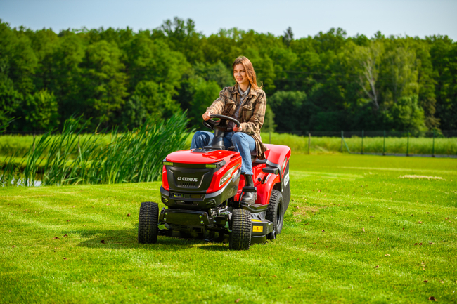 CEDRUS C-TRAC 92HC Rear-Dump Self-Propelled Lawn Mower with 92cm HYDROSTAT RECYCLING VELOPMENTS C-TRAC-92HC EWIMAX OFFICIAL DISTRIBUTOR - AUTHORIZED DEALER CEDRUS