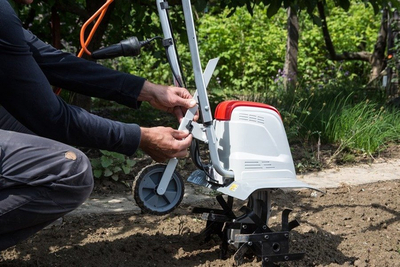IKRA FEM 1500 GLEBOGRYZARKA ELEKTRYCZNA OGRODOWA KULTYWATOR 1500W / 45CM PREMIUM EWIMAX - OFICJALNY DYSTRYBUTOR - AUTORYZOWANY DEALER IKRA