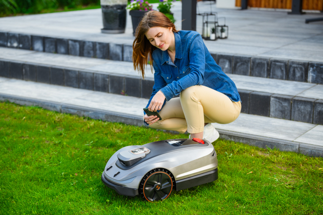 SUNSEEKER X5 CEDRUS X5 ELITE ORION BY SUNSEEKER RTK AUTOMATIC MOWING ROBOT CEDRUS C-MOW X5 2000m2 WITHOUT CABLE / WITHOUT WIRELESS - OFFICIAL DISTRIBUTOR - AUTHORIZED DEALER CEDRUS