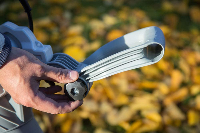 IKRA ILS3000E ELEKTRICKÝ ZAHRADNÍ FOUKAČ LISTÍ HOOVER PREMIUM OB-IKRILS3000E EWIMAX - OFICIÁLNÍ DISTRIBUTOR - AUTORIZOVANÝ PRODEJCE IKRA