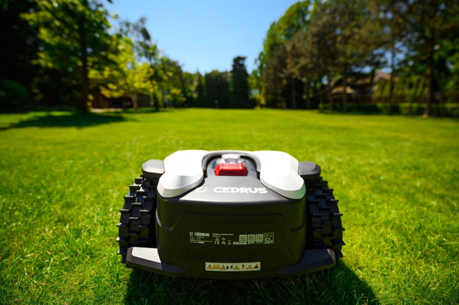 CEDRUS M12+ AUTOMATIC MOW MOWING ROBOT 1200m2 - OFFICIAL DISTRIBUTOR - AUTHORIZED DEALER CEDRUS
