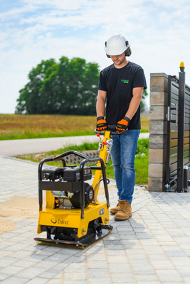 CEDRUS ZG06 REVERZIBILNÍ DESKOVÝ KOMPAKTOR PŘEDNÍ/ZADNÍ 122 KG /6,5KM + TRANSPORTNÍ KOLA + PODLOŽKA ZG 06 - AUTORIZOVANÝ PRODEJCE CEDRUS
