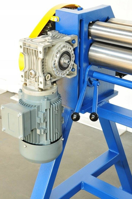 MAAD ZW-1300/1.5/EL 1-PHASE ELECTRIC CUTTING ROLLER MAAD ZW-1300 /1.5mm EL sheet rolling machine