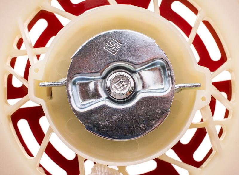 Mechanizm rozrusznika 173 T2 – detal metalowych zabieraków