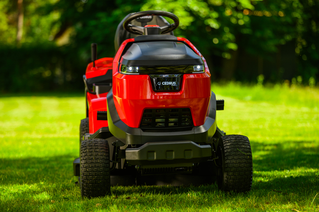 CEDRUS C-TRAC 93HC PREMIUM LUX Rear-Dump Self-Propelled Lawn Mower HYDROSTAT 93cm 2 CYLINDRES C-TRAC-93HC EWIMAX OFFICIAL DISTRIBUTOR - AUTHORIZED DEALER CEDRUS