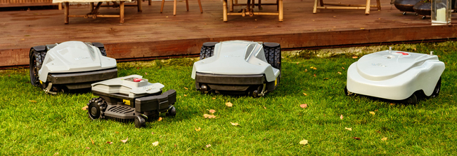 WIPER ECOROBOT IKE S AUTOMATIC MOWING ROBOT for lawns 1000m2 GSM, GPS 20-5420-10 - OFFICIAL DISTRIBUTOR - AUTHORIZED DEALER WIPER