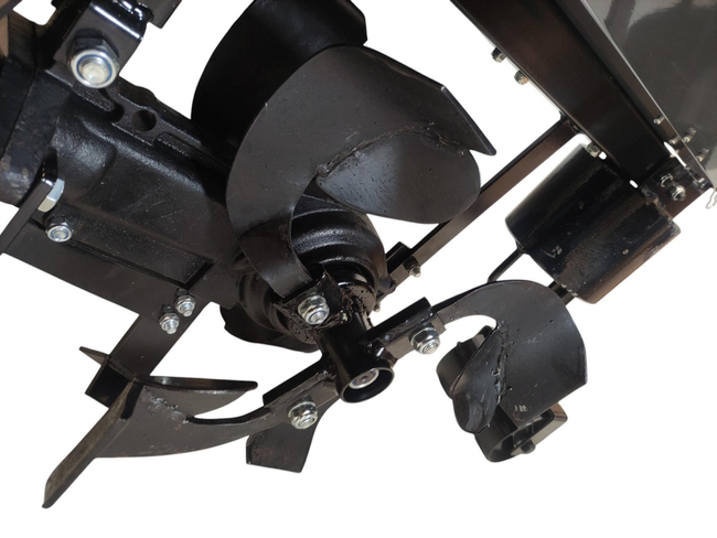 MASTERCUT MC370-26 JEDNONÁPRAVOVÝ TRAKTOROVÝ RÝPADLO MASTERCUT MC370 RÝPADLO CEDRUS TJ01 TJ02