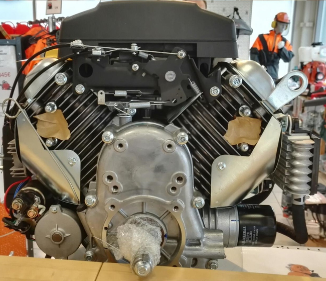 SILNIK RATO R670 SPALINOWY BENZYNOWY 22 KM WAŁ 25,4 mm MOTOR - EWIMAX - OFICJALNY DYSTRYBUTOR - AUTORYZOWANY DEALER RATO