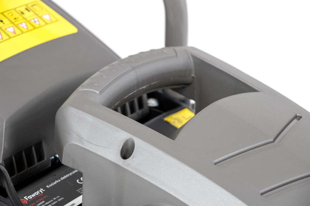 FAWORYT PRO ME34 widok z przodu na noś i koła