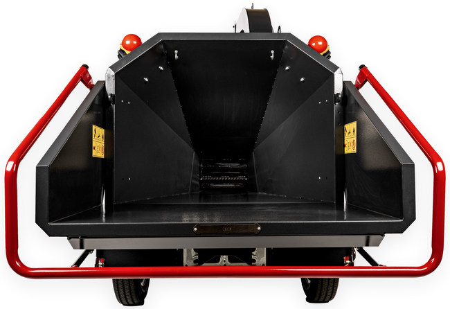 Diesel chipper Cedrus D16 (16 cm) with approval