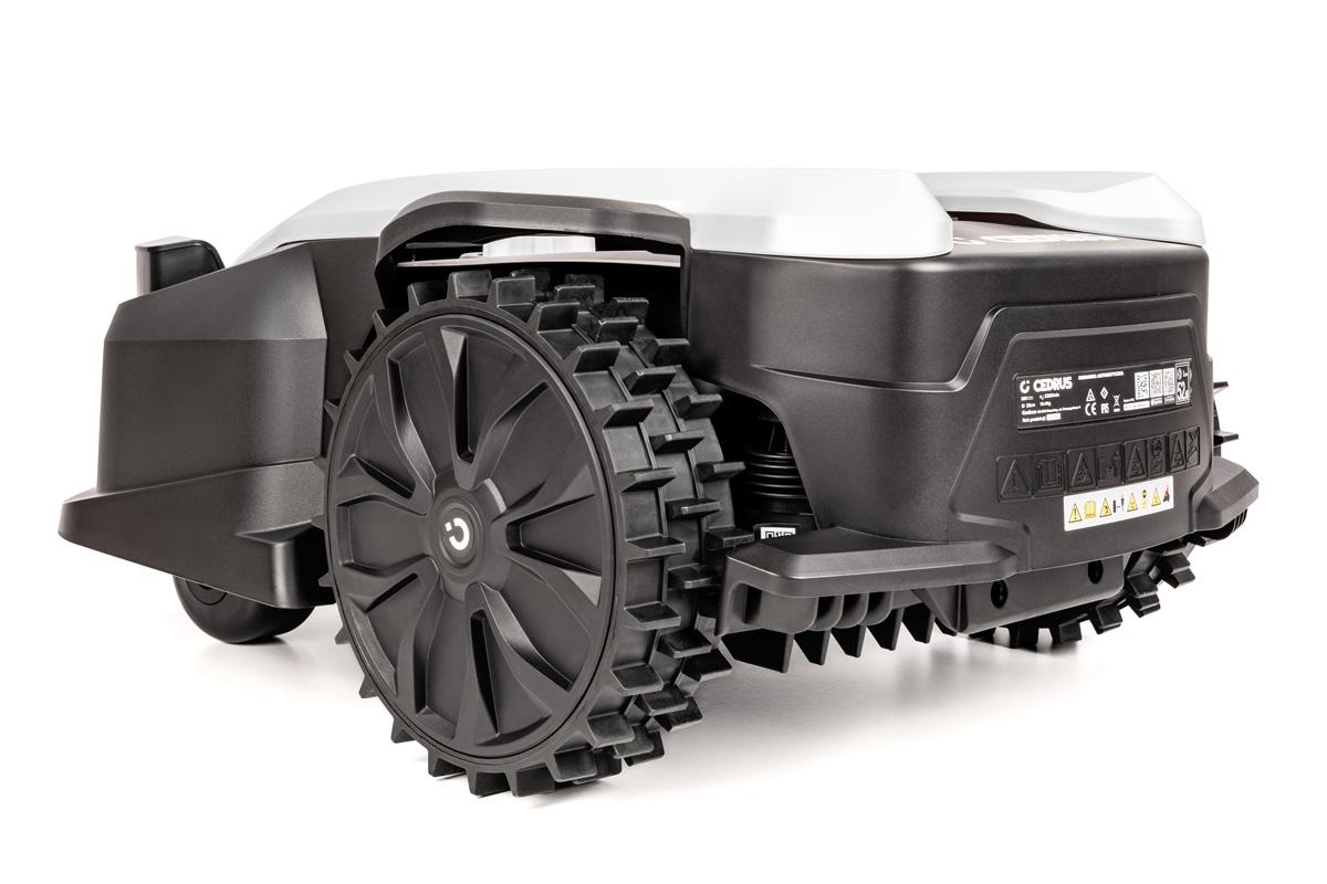 Cedrus C-MOW-L16+ - widok tylni i koła napędowe